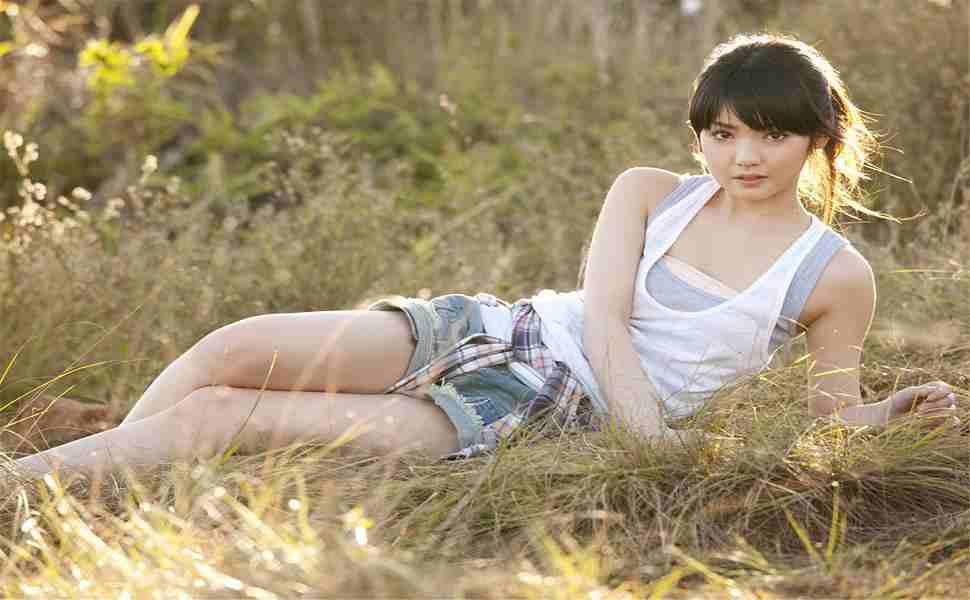 西瓜从六楼扔下竟完好无损，雷军说的“防弹涂层”到底是什么？